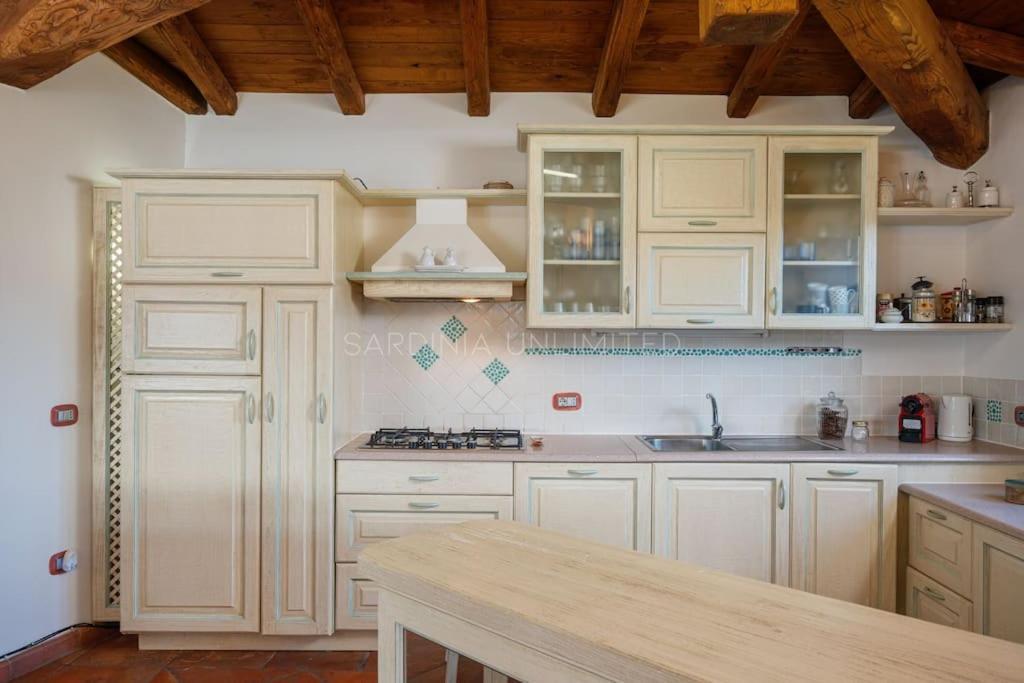Villa Domus Ardea Capo Coda Cavallo Esterno foto