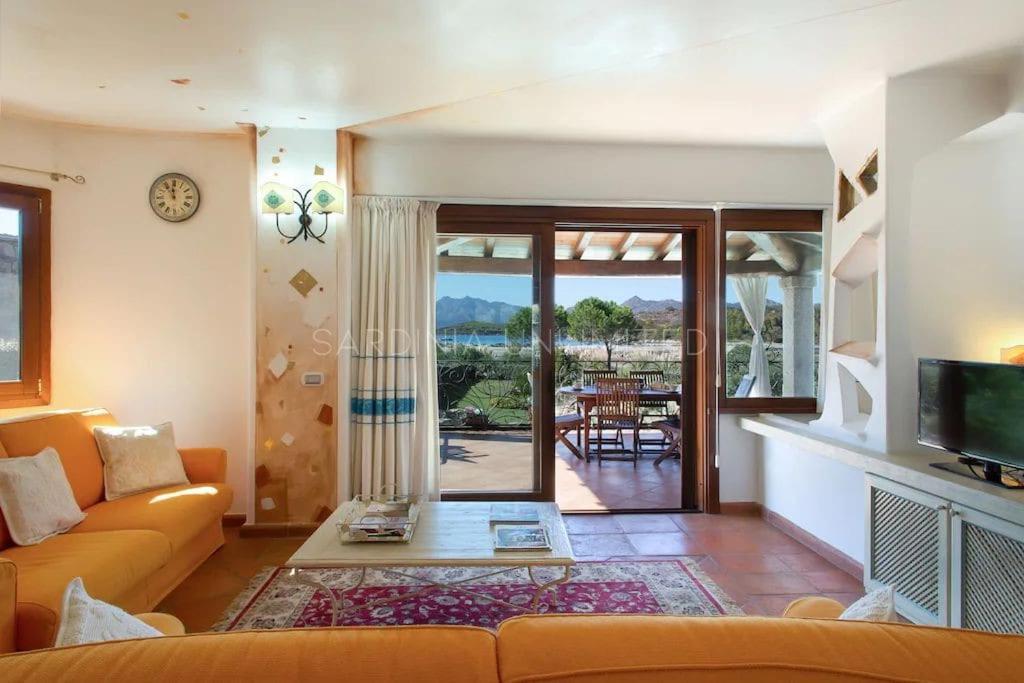 Villa Domus Ardea Capo Coda Cavallo Esterno foto
