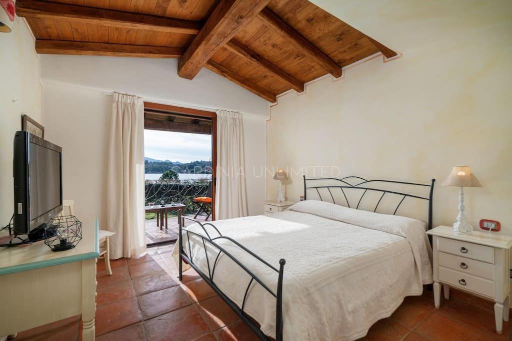 Villa Domus Ardea Capo Coda Cavallo Esterno foto